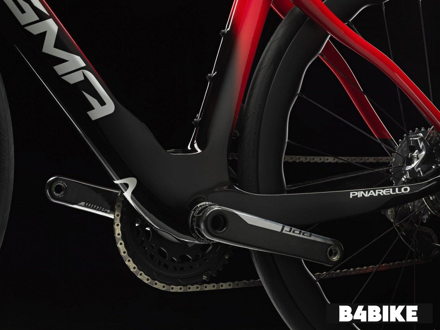 Pinarello Dogma F Red eTap AXS