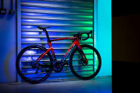 Pinarello Dogma F Red eTap AXS