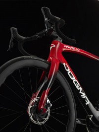 Pinarello Dogma F Red eTap AXS